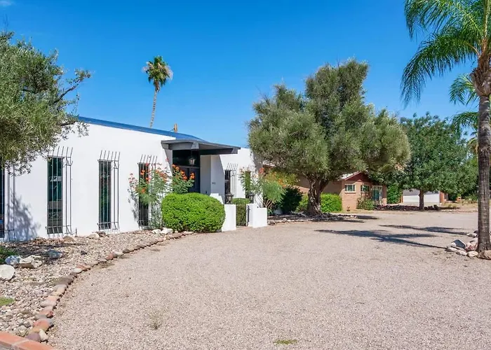 Apartamento Midcentury With Pool & Rec
